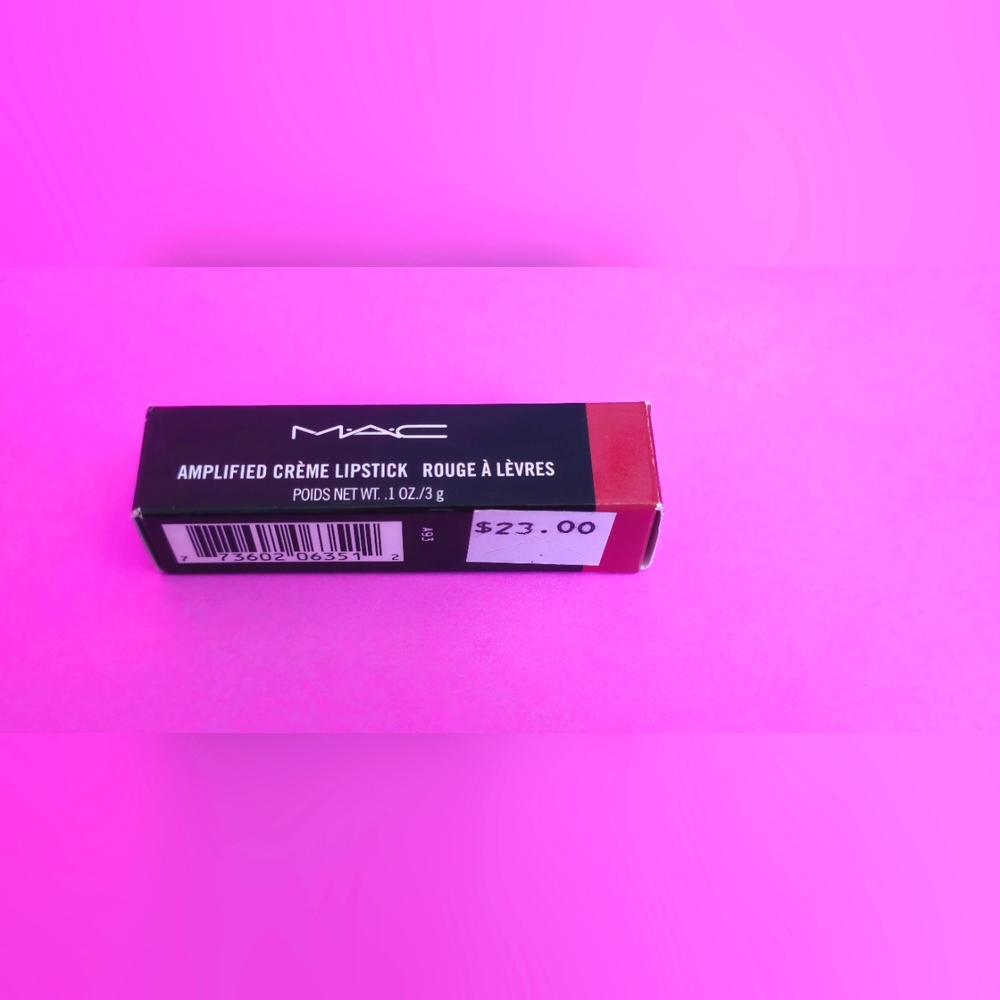 Mac amplified creme lipstick NIB